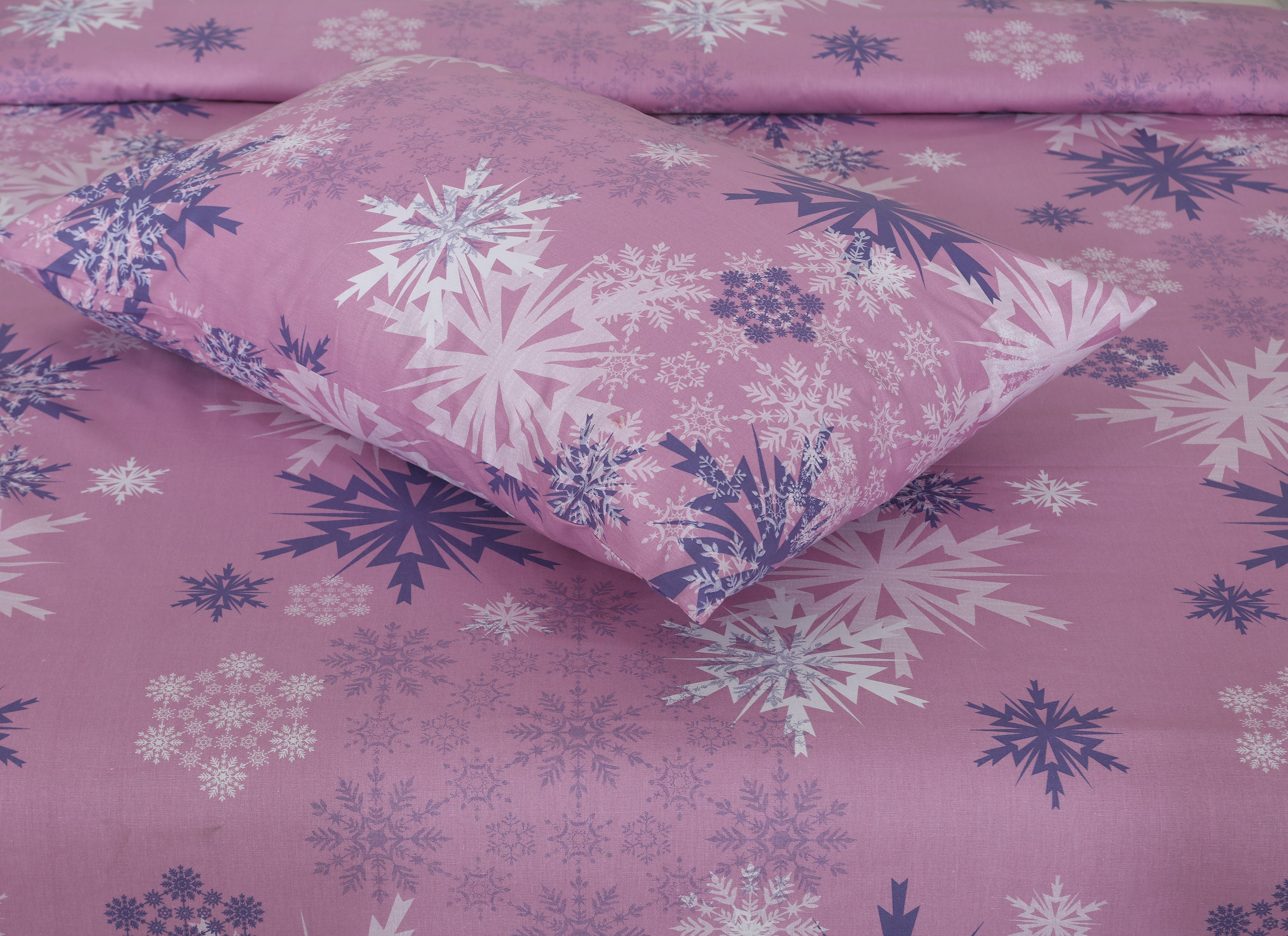 Lavender Snowfall Bed Set